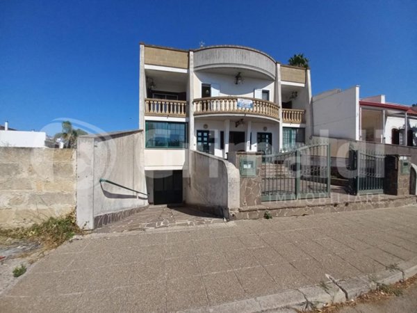 casa indipendente in vendita ad Ugento