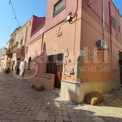 appartamento in vendita ad Ugento in zona Torre San Giovanni