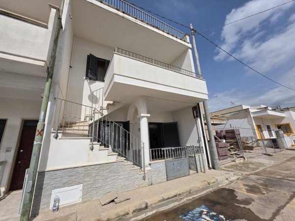 casa indipendente in vendita ad Ugento in zona Torre San Giovanni
