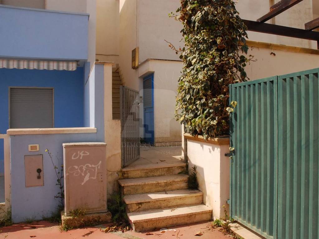 appartamento in vendita ad Ugento in zona Lido Marini