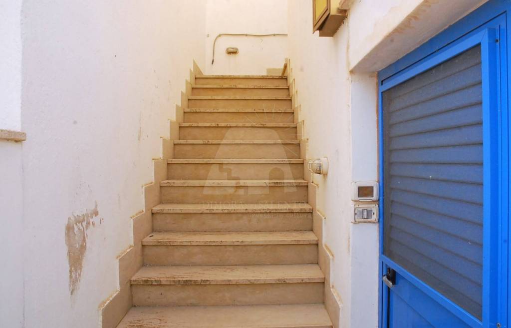 appartamento in vendita ad Ugento in zona Lido Marini