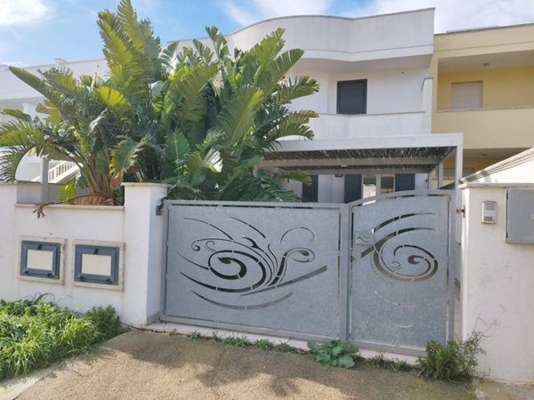 casa indipendente in vendita ad Ugento in zona Torre San Giovanni