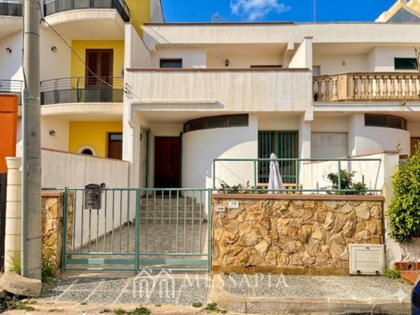 casa indipendente in vendita ad Ugento in zona Torre San Giovanni