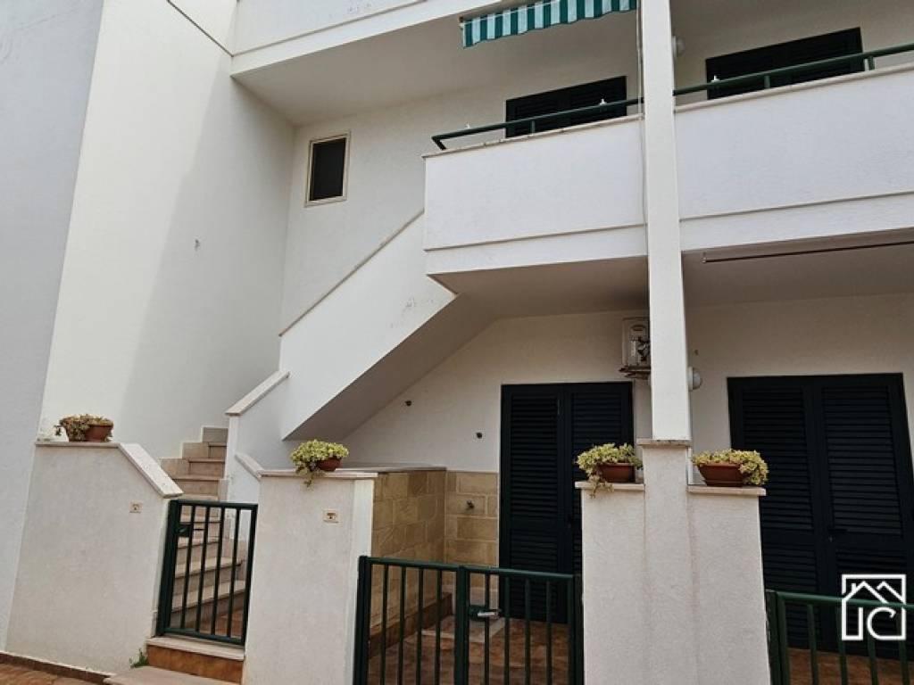 appartamento in vendita ad Ugento in zona Torre San Giovanni