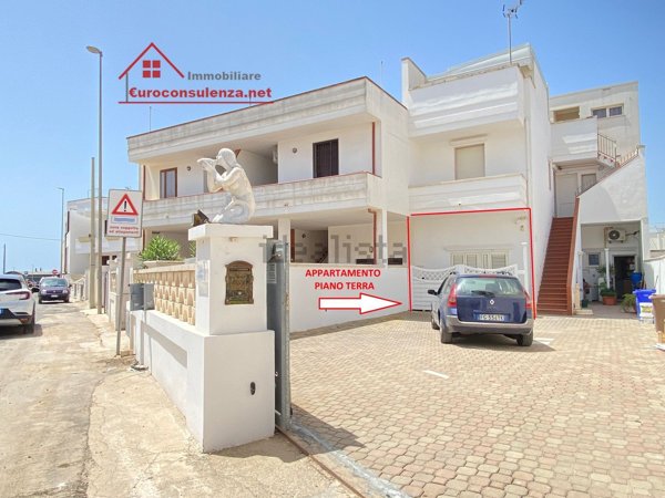 appartamento in vendita ad Ugento in zona Torre San Giovanni