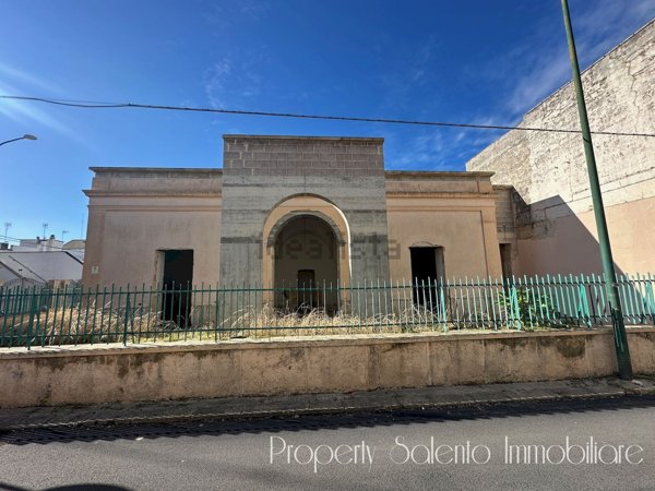casa indipendente in vendita ad Ugento