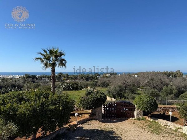 casa indipendente in vendita ad Ugento in zona Lido Marini