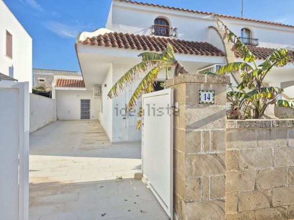 casa indipendente in vendita ad Ugento in zona Torre San Giovanni