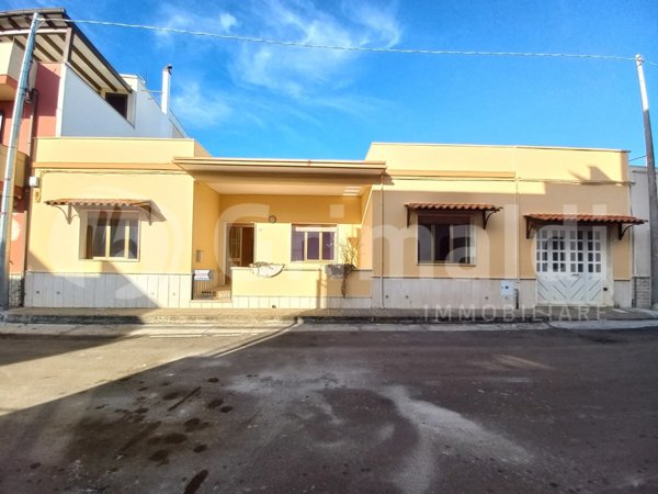 casa indipendente in vendita ad Ugento