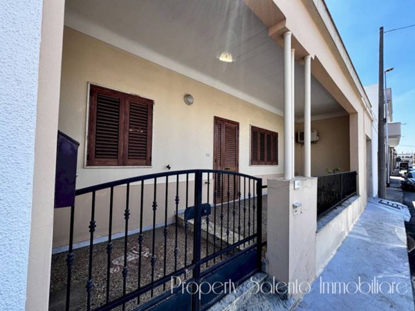 casa indipendente in vendita ad Ugento