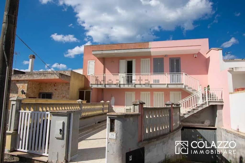 appartamento in vendita ad Ugento in zona Torre San Giovanni