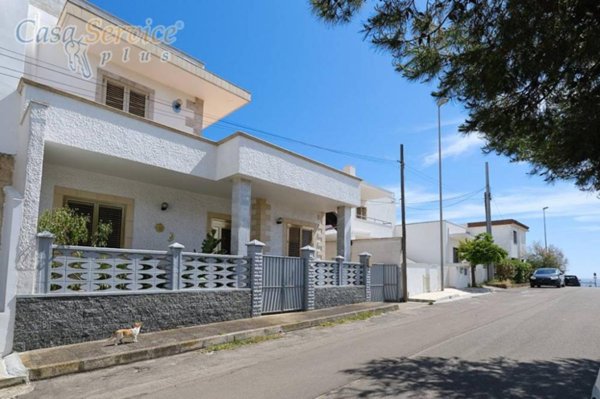 casa indipendente in vendita ad Ugento in zona Torre San Giovanni
