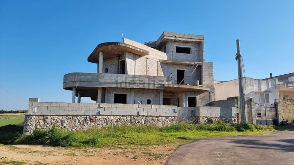 casa indipendente in vendita ad Ugento in zona Torre Mozza