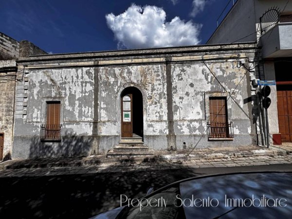 casa indipendente in vendita ad Ugento