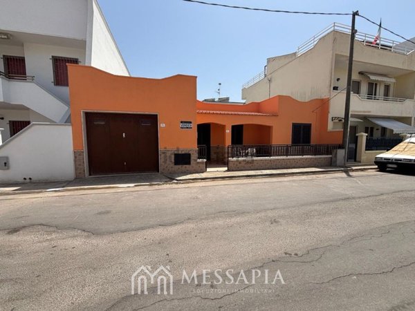 casa indipendente in vendita ad Ugento in zona Torre San Giovanni