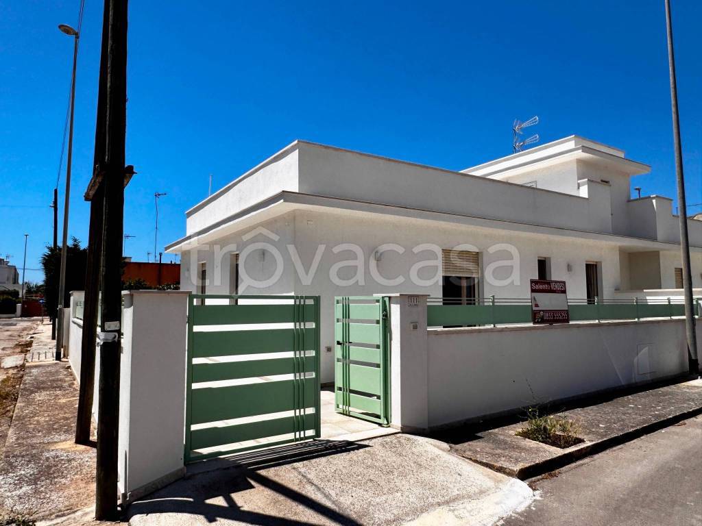 casa indipendente in vendita ad Ugento in zona Torre San Giovanni