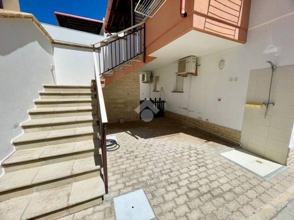 casa indipendente in vendita ad Ugento in zona Torre Mozza