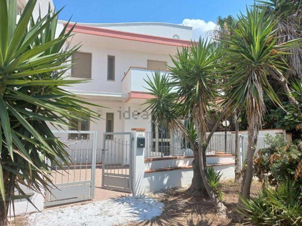 casa indipendente in vendita ad Ugento
