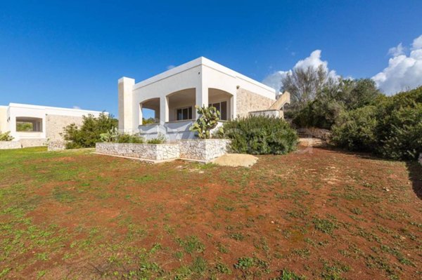 casa indipendente in vendita ad Ugento