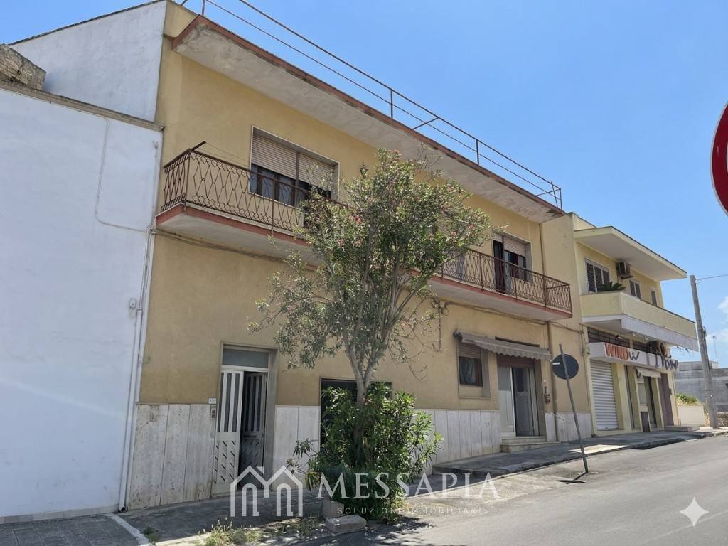 casa indipendente in vendita ad Ugento