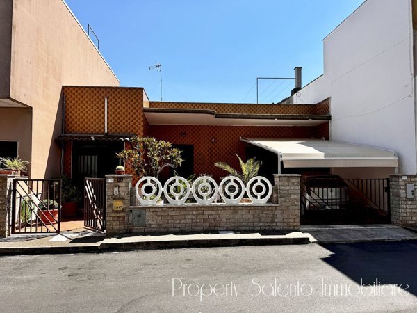 casa indipendente in vendita ad Ugento