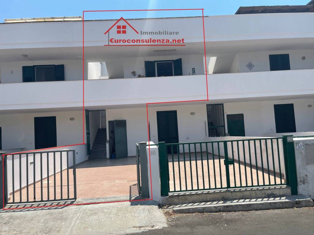 appartamento in vendita ad Ugento in zona Lido Marini