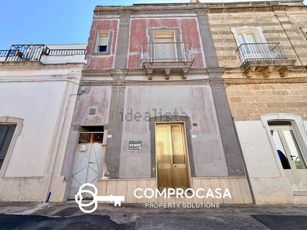 casa indipendente in vendita ad Ugento
