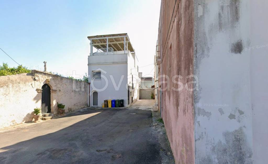 casa indipendente in vendita ad Ugento
