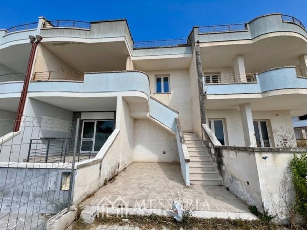 appartamento in vendita ad Ugento in zona Torre San Giovanni