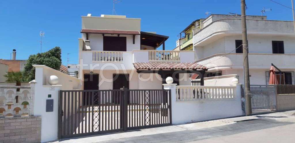casa indipendente in vendita ad Ugento in zona Torre San Giovanni
