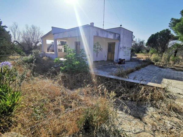casa indipendente in vendita ad Ugento