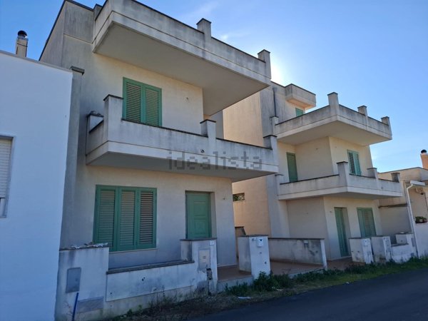 casa indipendente in vendita ad Ugento