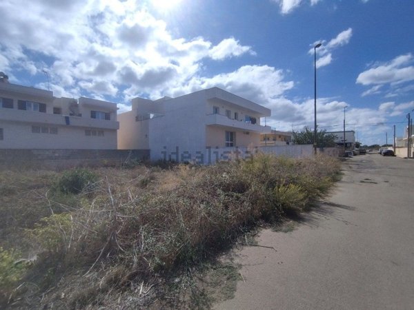 terreno in vendita ad Ugento