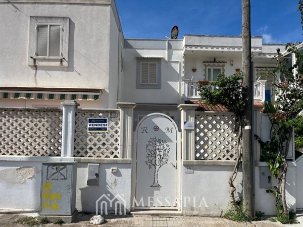 appartamento in vendita ad Ugento in zona Lido Marini
