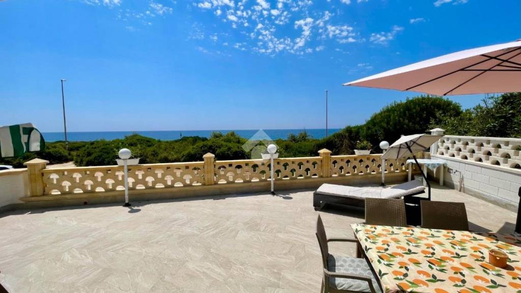 casa indipendente in vendita ad Ugento in zona Torre San Giovanni