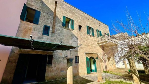 casa indipendente in vendita ad Ugento