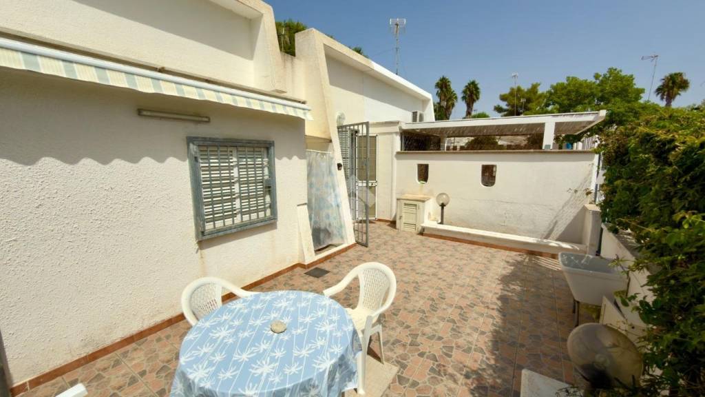 casa indipendente in vendita ad Ugento