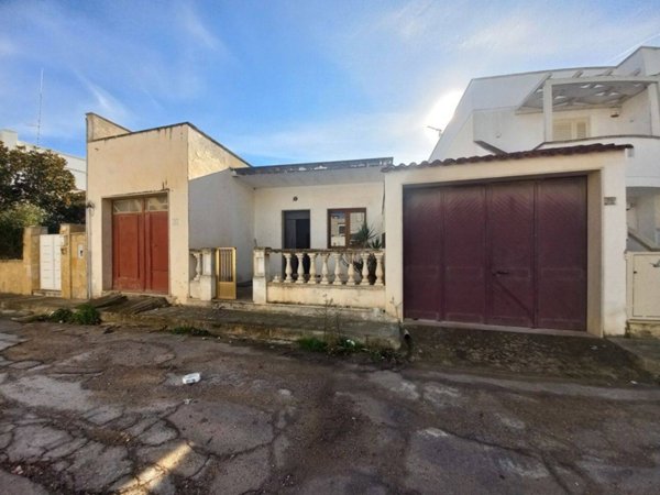 casa indipendente in vendita ad Ugento in zona Torre San Giovanni