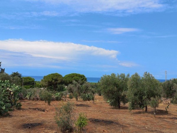 casa indipendente in vendita ad Ugento