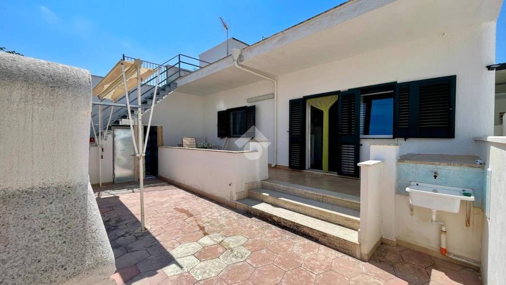 casa indipendente in vendita ad Ugento in zona Torre San Giovanni