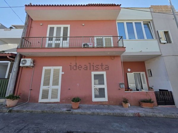 casa indipendente in vendita ad Ugento in zona Torre San Giovanni