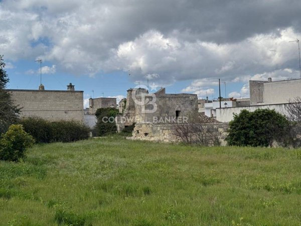 terreno edificabile in vendita ad Uggiano la Chiesa