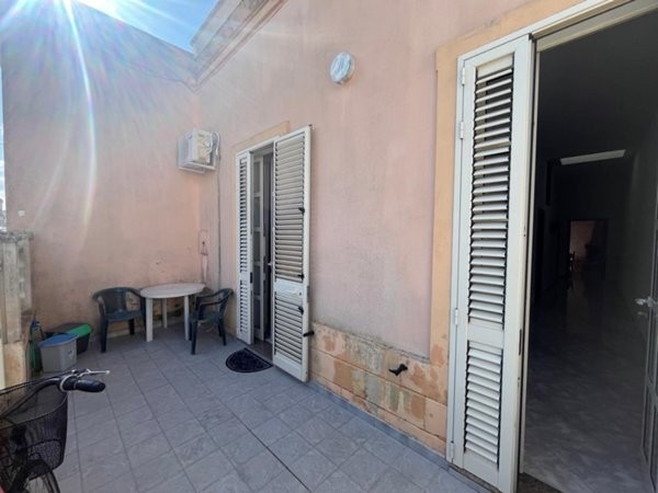 casa indipendente in vendita ad Uggiano la Chiesa