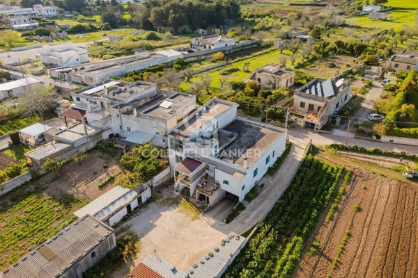 casa indipendente in vendita ad Uggiano la Chiesa