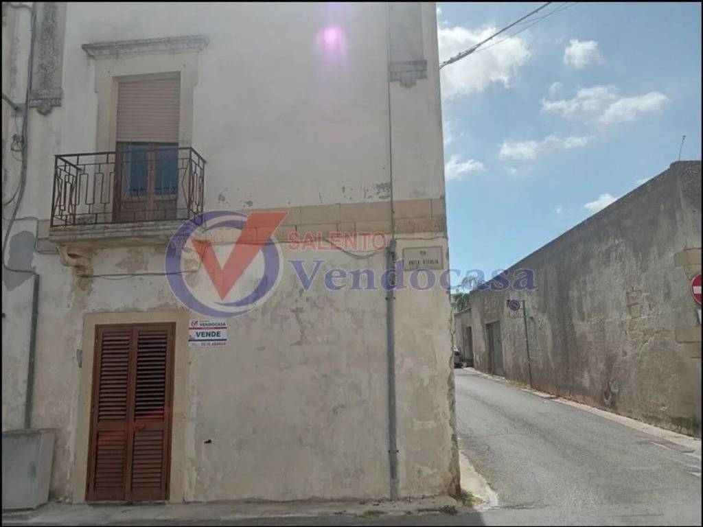 casa indipendente in vendita ad Uggiano la Chiesa