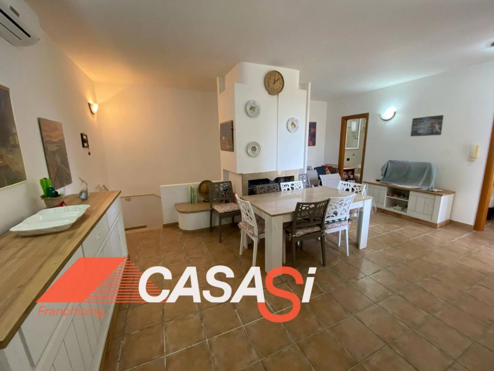 casa indipendente in vendita ad Uggiano la Chiesa