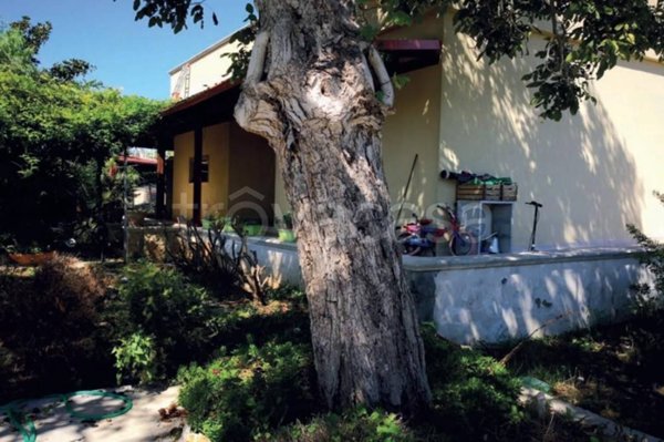 appartamento in vendita ad Uggiano la Chiesa in zona Casamassella