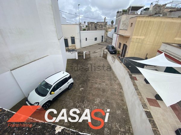 casa indipendente in vendita ad Uggiano la Chiesa