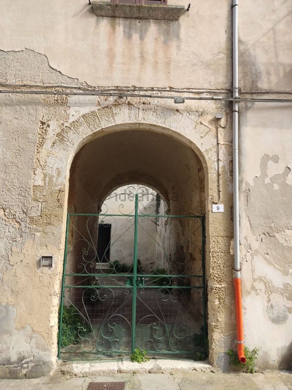 appartamento in vendita ad Uggiano la Chiesa