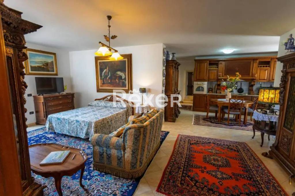 casa indipendente in vendita ad Uggiano la Chiesa